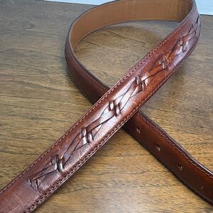 Like New Cole Haan Mens Italian Leather Belt w/ Woven Texture in Caramel, sz 30